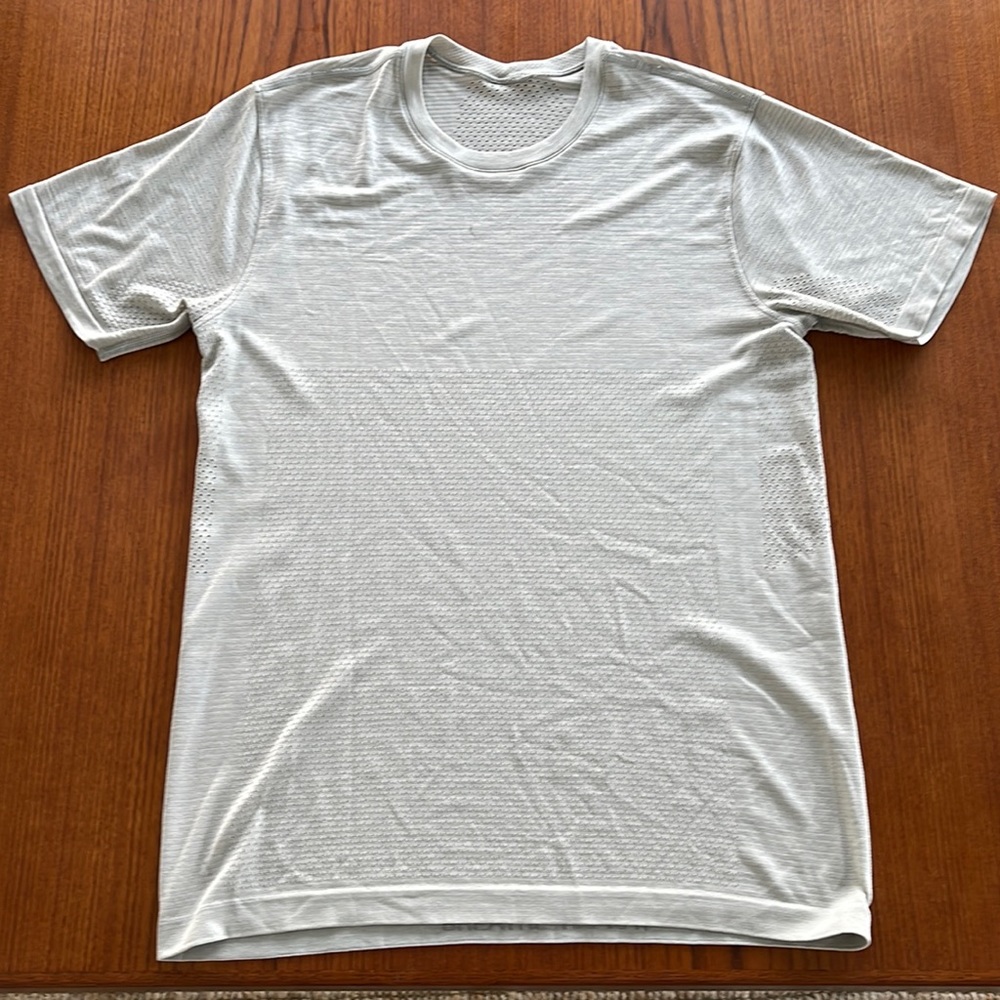 Lululemon Men’s Metal Vent Breathe Tee